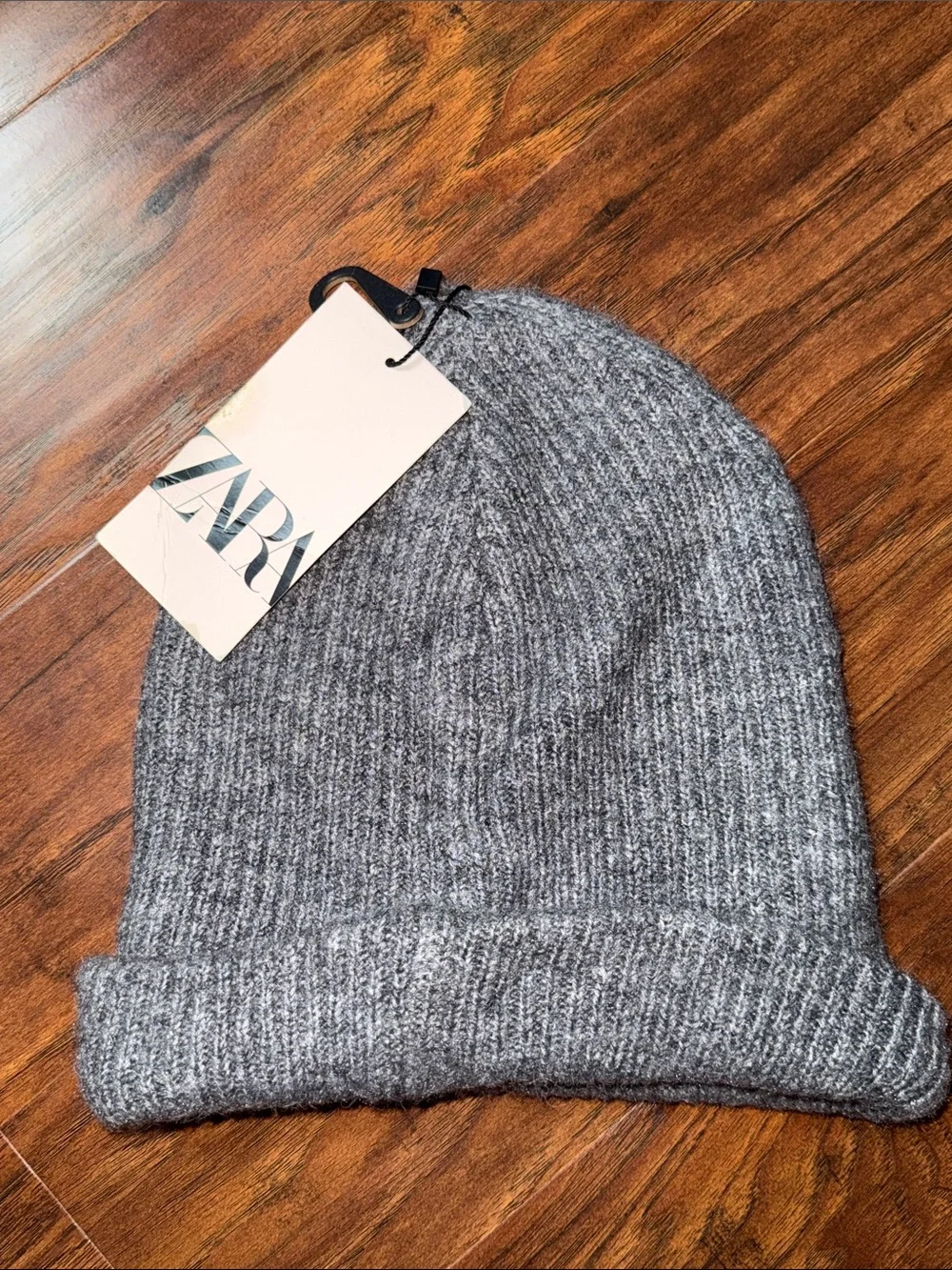 ZARA NWT Heather Gray Ribbed Beanie
